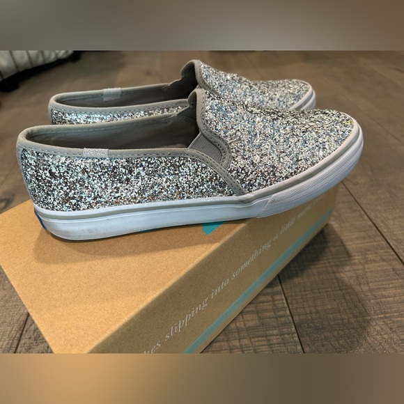 Keds X Kate Spade Slip on Glitter Sneakers! Great Condition!! - Picture 5 of 9